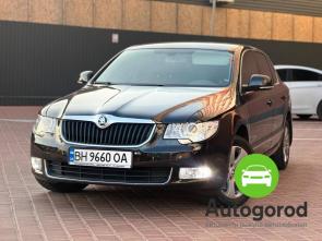 Авто Skoda Superb Объем двигателя  фото 1