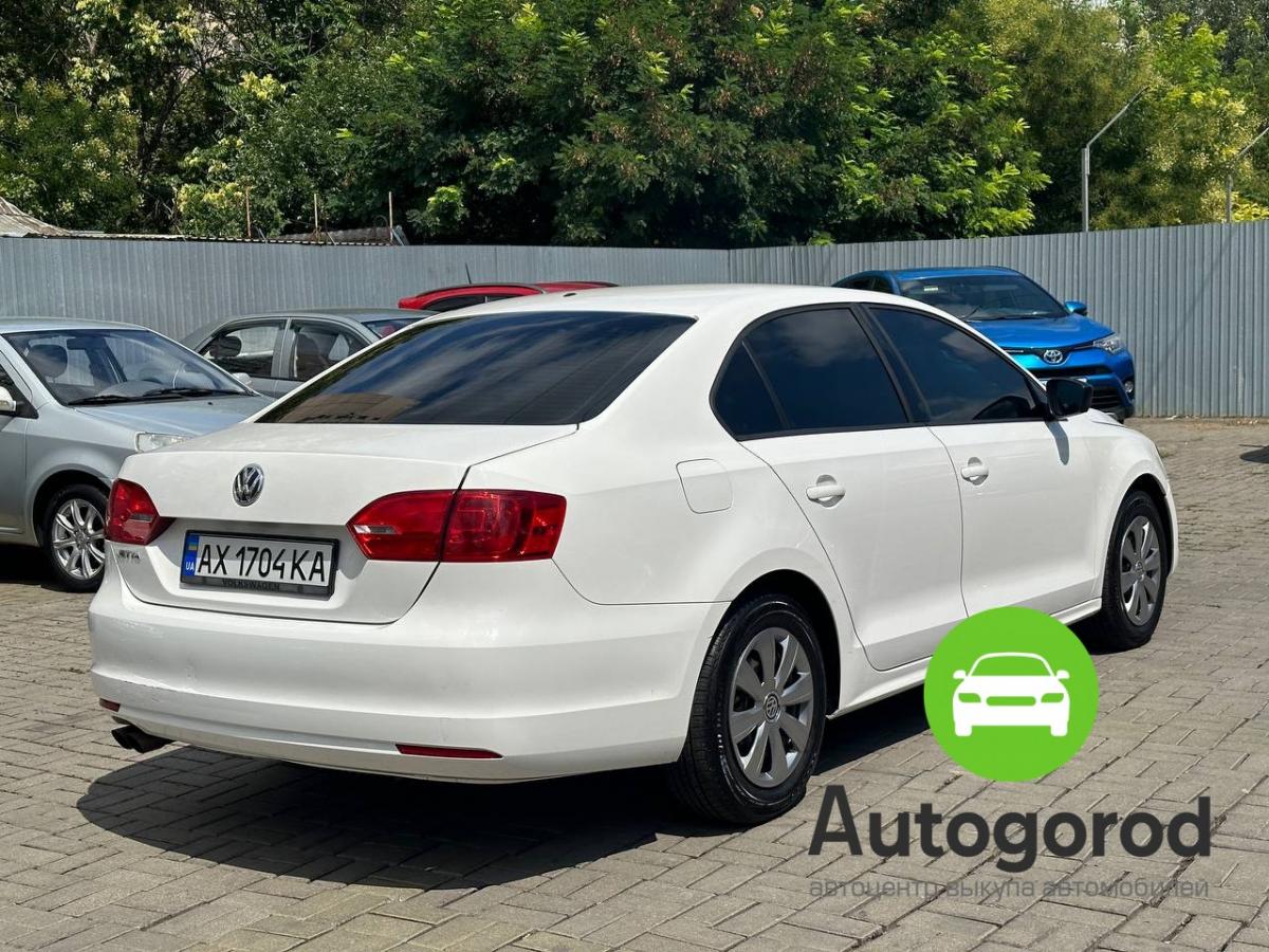 Авто Volkswagen
                                        Jetta Газ/бензин фото 2