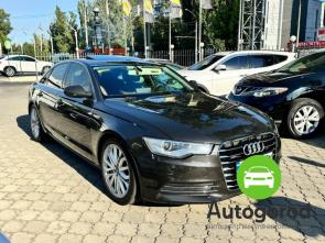 Авто Audi A6 Бензин фото 2