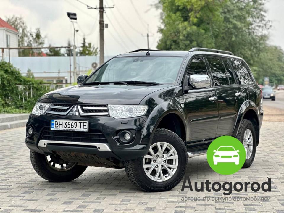 Авто Mitsubishi Pajero Sport Объем двигателя  фото 1