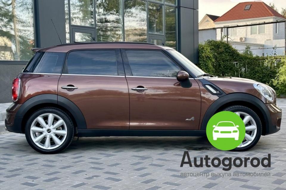 Авто MINI
                                        Countryman Бензин фото 2