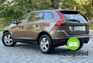 Авто Volvo XC60 Объем двигателя  фото 1