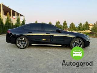 Авто BMW i5 Электро фото 2