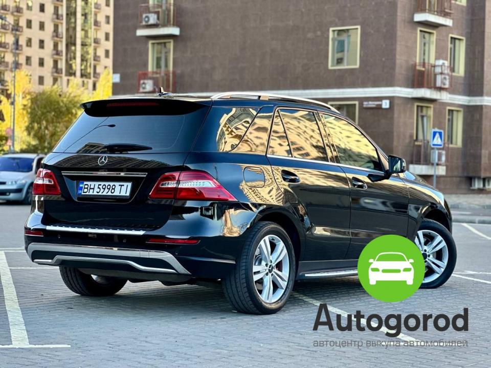 Авто Mercedes-Benz M-Class Объем двигателя  фото 1